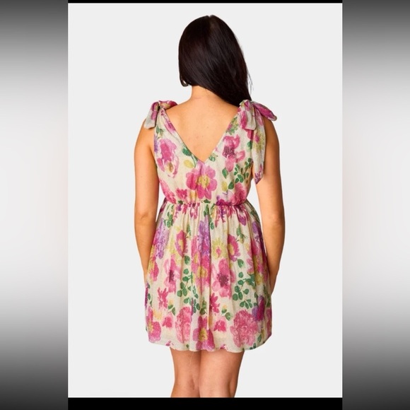 NWT BuddyLove MELANIE TIE-SHOULDER MINI DRESS - RASPBERRY ROSE 
Size Large - Picture 5 of 12